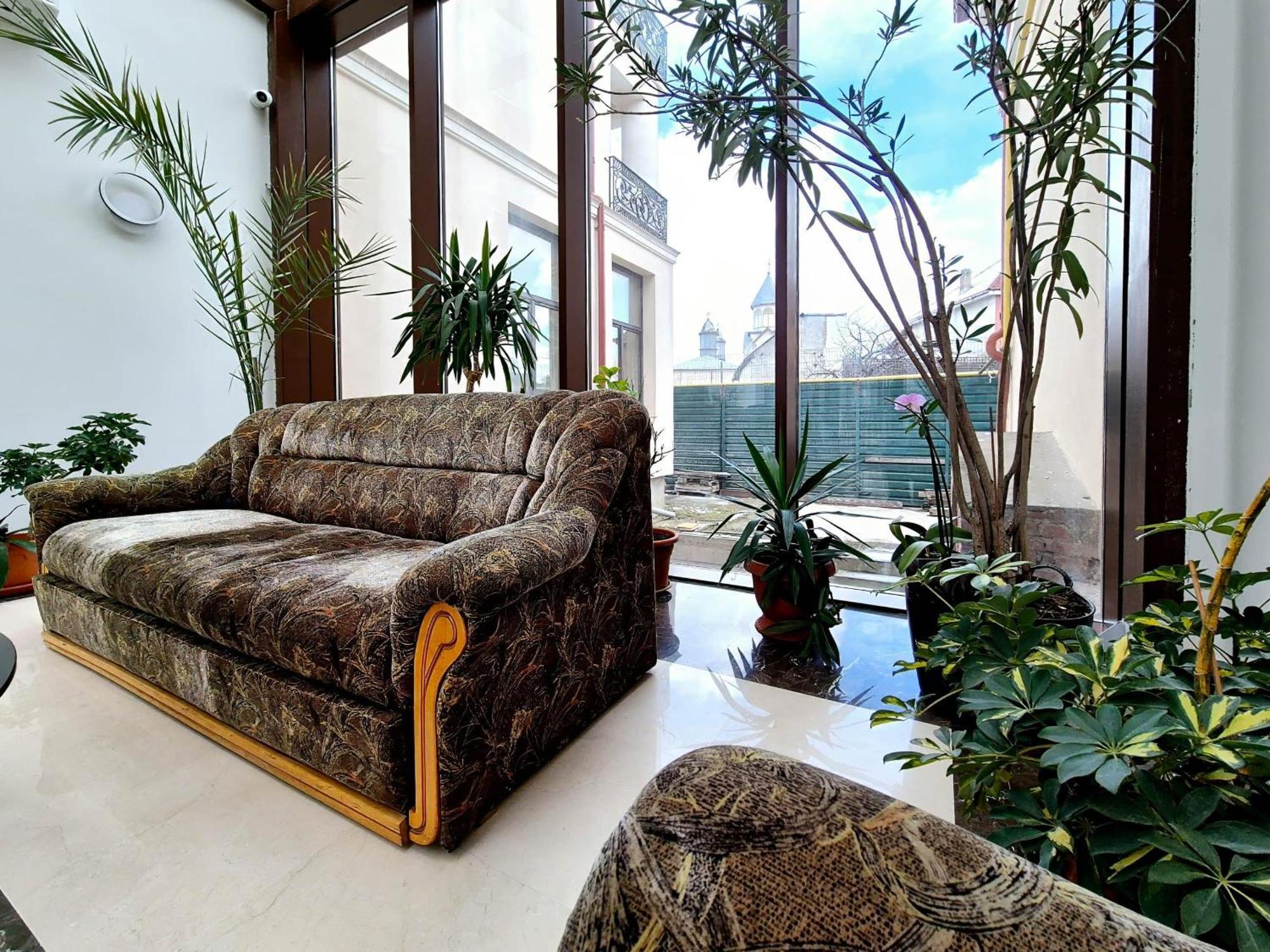 Green Park Boutique Hotel Фокшаны Экстерьер фото
