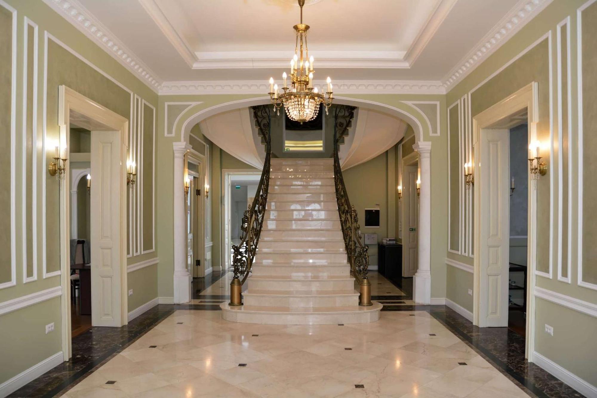 Green Park Boutique Hotel Фокшаны Экстерьер фото